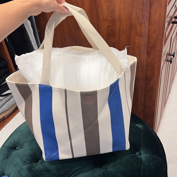 Hermes tote - Picture 2 of 8